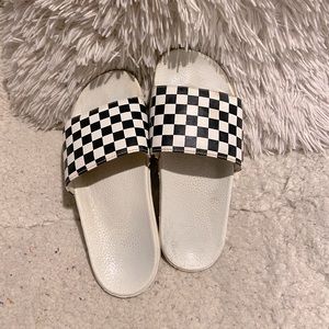 Vans checkerboard slides